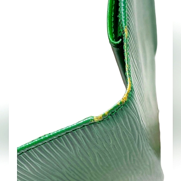 LOUIS VUITTON AUTHENTIC GREEN EPI LEATHER WALLET EUC - Picture 14 of 14
